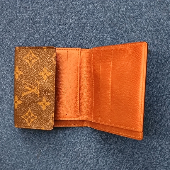 Louis Vuitton Monogram Compact Wallet, Firm price - Picture 6 of 14